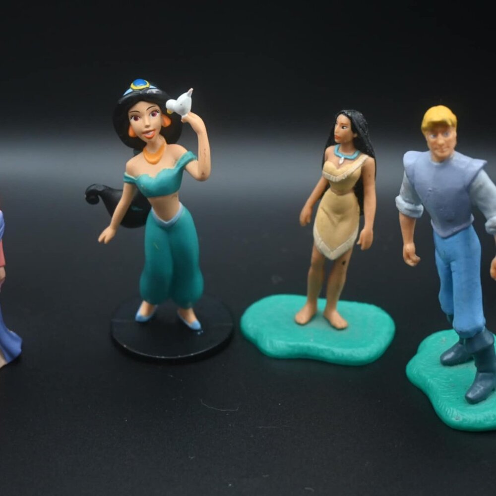 vintage disney figurine bundles - Pocahontas,  john smith,  mulan, jasmine